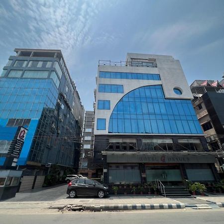 Hotel O2 Oxygen Калькутта Экстерьер фото