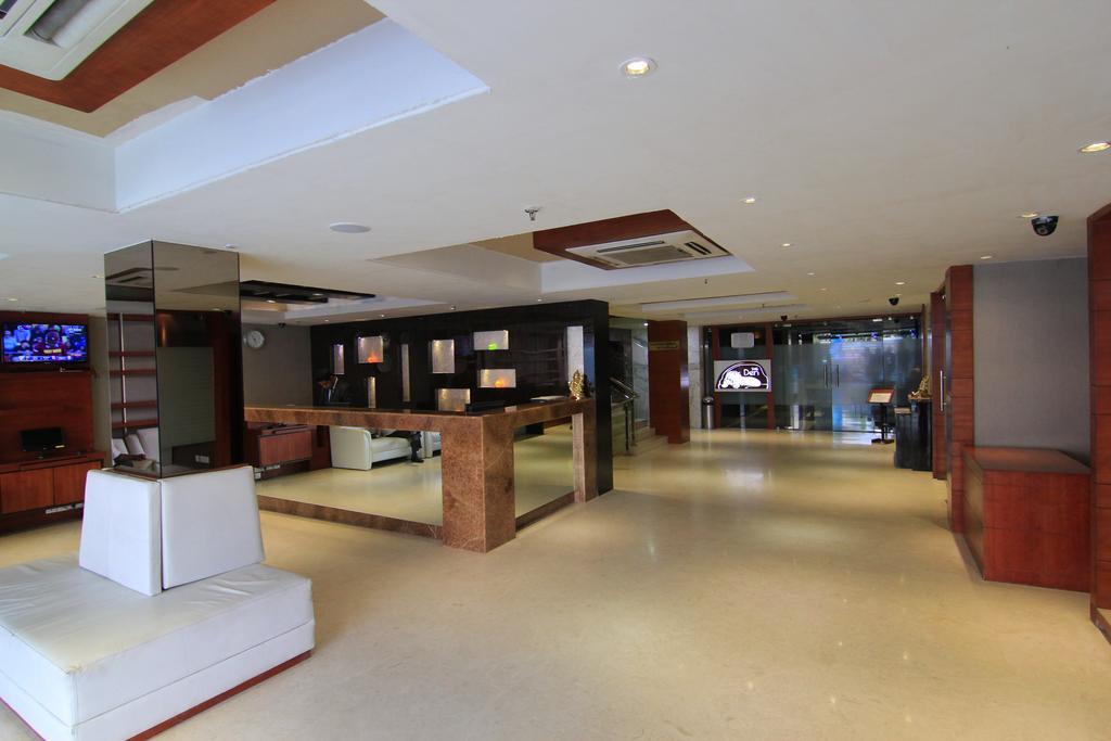 Hotel O2 Oxygen Калькутта Экстерьер фото